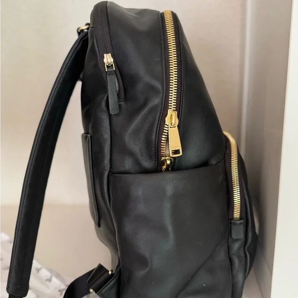 Tumi Black Leather Backpack - Picture 8 of 10